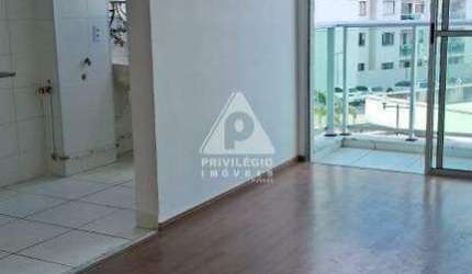 APARTAMENTO 2 QUARTOS NO PECHINCHA COM VAGA ANO 2023