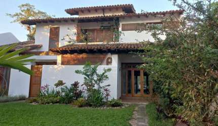 Casa Duplex - 3 Quartos sendo 2 suítes, piscina - Condomínio Lafayette - Barra da Tijuca