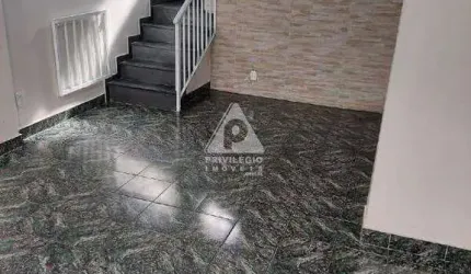 Excelente casa de vila próximo a farto comercio
