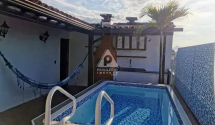 Cobertura dúplex com 160 m², com 3 quartos, no Recreio dos Bandeirantes a 500 m da praia