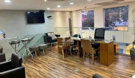 Conjunto de 2 salas comerciais,2 banheiros,2 vagas na Barra da tijuca