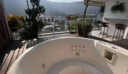 Cobertura Exclusiva em Porteira Fechada - Pronta para Morar e Investir