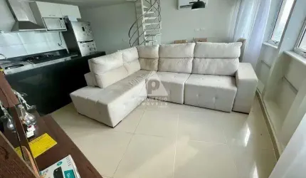 Cobertura reformada - 72m² - 01 vaga - Torre Charle de Gaulle - Barra da Tijuca