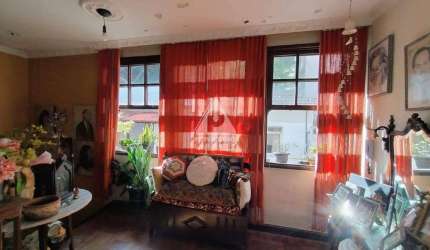 Casa, 04 andares em estilo Vila em Copacabana.