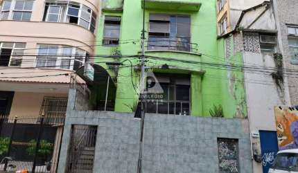 Prédio de 5 andares na Gloria com 525m2.