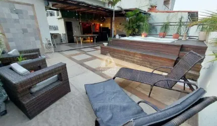 Casa triplex espetacular, 3 quartos, 1 suíte, 2 vagas, 240m², Tijuca-RJ
