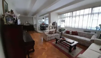 Salão, 4 quartos, 1 suíte, lavabo, copa/ cozinha, área externa e DCE e 1 vaga escriturada