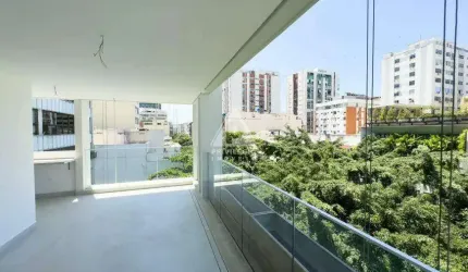 PRÉDIO NOVÍSSIMO! 4 QUARTOS SENDO 2 SUÍTE, 4 BANHEIROS AO TOTAL. 185M² COM 2 VAGAS DE GARAGEM!! FRONTAL.