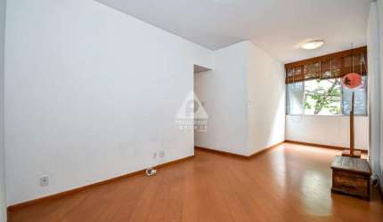 Excelente apartamento de 3 quartos em rua nobre!