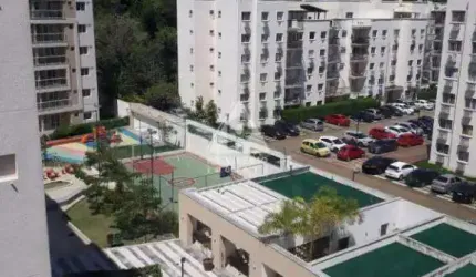 Apartamento de 3 quartos com vista para a área de lazer