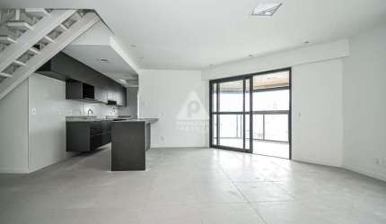 Excelente Cobertura Duplex de 4 quartos sendo 2 suítes, infraestrutura e vaga em Laranjeiras disponível para venda na Privilégio Imóveis