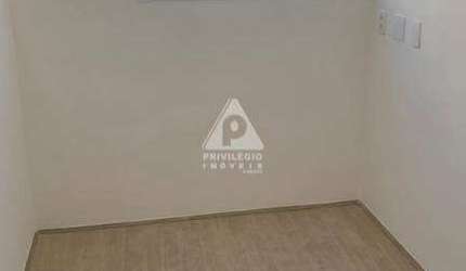 APARTAMENTO À VENDA DE 2 QUARTOS COM 01 VAGA!