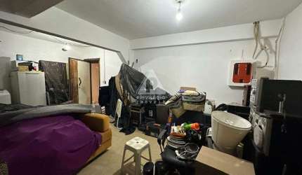 Casa triplex 3 quartos 2 banheiro varanda em Botafogo