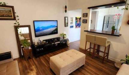 2 quartos, 1 dependência. 1 vaga na escritura , Próximo a Praia de Botafogo
