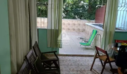 CASA TRIPLEX 4 QUARTOS. SUITE. 3 BHS. COZINHA. TERRAÇO. LAVANDERIA. PRÓXIMO A COBAL HUMAITÁ.