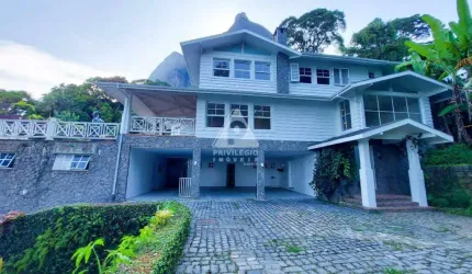 Excelente casa de alto padrão com vista mar em São Conrado, 1.700m² de terreno.