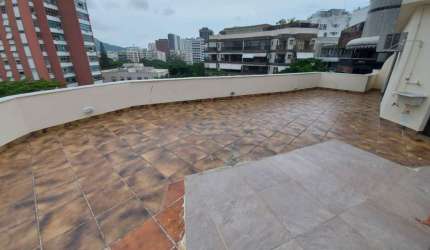 Magnifica Cobertura à venda no Leblon, terraço amplo, quadrissima da Praia do Leblon