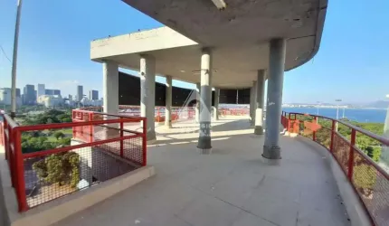 Cobertura Residencial/Comercial de 472m² com vista espetacular para a Baía de Guanabara.