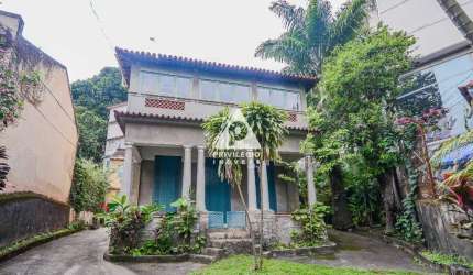 Incrível Casa em Santa Teresa. Perto ao Largo dos Guimarães.