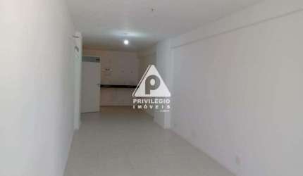 Excelente sala comercial no Flamengo