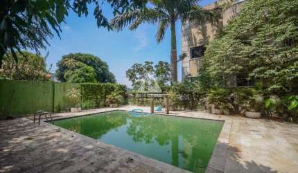 Casa 6 Quartos, 9 Banheiros, Piscina, Sauna, Churrasqueira, 582 m2 Laranjeiras.