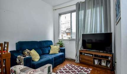 Apartamento de 2 quartos (1 suíte ), 58m² - Catete
