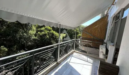 Apartamento duplex a venda com 2 quartos, varanda ,vaga na escritura no Flamengo