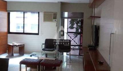 Flat de 3 quartos com varanda, infratotal e vaga