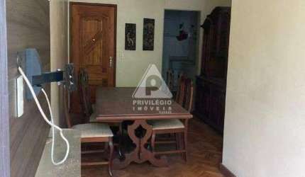 Sala e 2 quartos no coração de Laranjeiras