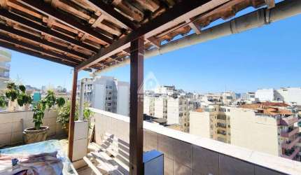Cobertura duplex no Catete RJ com área externa e vista livre.