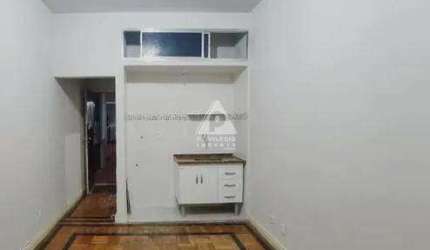 CONJUGADO COM 1 QUARTOS E BAHEIRO NO CENTRO DO RIO