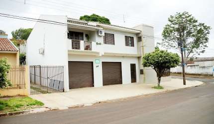 Sala comercial com banheiro de 37 mts quadrados