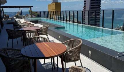 Studio  com 25m², PORTEIRA FECHADA, no Corredor da Vitória