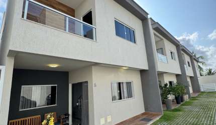 Casa a venda 4 suítes condominio fechado em Buraquinho