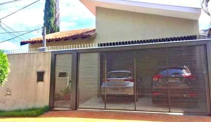 Conforto e Lazer: Casa Térrea no Jardim Bela Vista!
