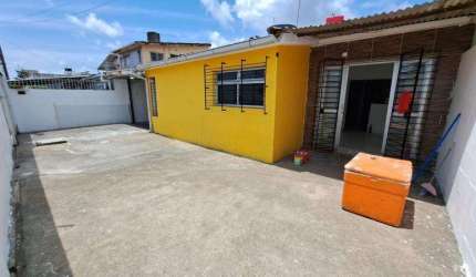 SAN MARTIN CASA ALUGAR R$ 2.200 COM 04 QUARTOS 2 SUITES COM QUINTAL