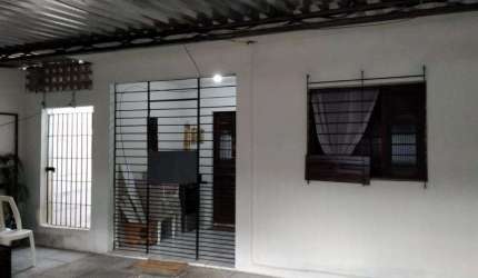 ARRUDA CASA 3 QUARTOS, COM QUINTAL, RUA RESIDENCIAL MUITO BOA