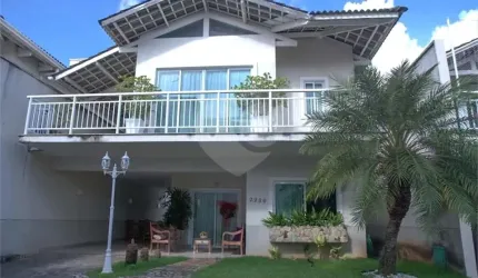 Casa Duplex no Condomínio Gran Carmel