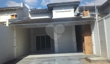 Casa solta na Sapiranga