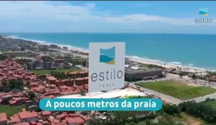 More na praia do futuro,  prox a tudo