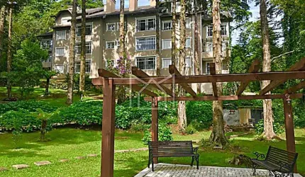 Apartamento com 3 quartos à venda na Rua F. G. Bier, Lago Negro, Gramado, 234 m2 por R$ 2.560.000