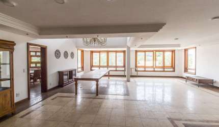 Casa em condomínio fechado com 6 quartos à venda na Tambaqui, 27, Alphaville, Santana de Parnaíba por R$ 2.700.000