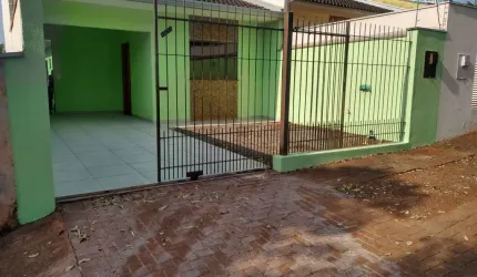 Casa com 3 quartos à venda na Rua Ema, 1616, Jardim Olímpico, Maringá, 97 m2 por R$ 338.000