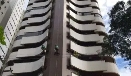 Apartamento com 4 quartos à venda na Rua Neo Alves Martins, 2942, Zona 01, Maringá, 218 m2 por R$ 890.000