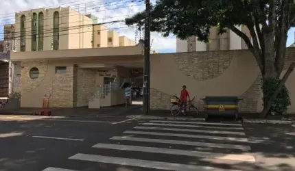 Apartamento com 3 quartos à venda na Avenida Mauá, 1848, Zona 03, Maringá, 70 m2 por R$ 245.000
