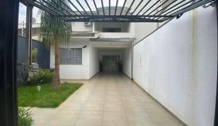 Casa com 3 quartos à venda na Rua Pioneiro Otaviano Pereira Soares, Jardim Paris III, Maringá por R$ 710.000