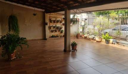 Casa com 3 quartos à venda na Rua Pedro Bernardo, Jardim Pioneiros, Paiçandu por R$ 350.000