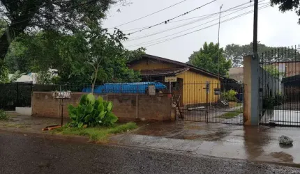 Terreno à venda na Rua Panamá, Vila Morangueira, Maringá por R$ 450.000