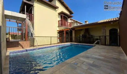 Sobrado com 4 quartos à venda, 264 m² por R$ 1.000.000 - Nova Itanhaém - Itanhaém/SP