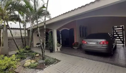 Casa com 4 dormitórios para venda no bairro Vila Nova Itanhaém.
